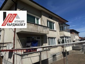 Продажба на имоти в Веселчане, град Кърджали — страница 2 - изображение 20 