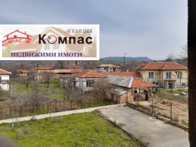 КЪЩА, 67 m2