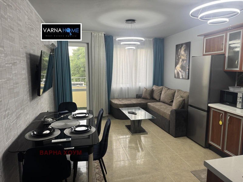 Продава  2-стаен град Варна , Колхозен пазар , 70 кв.м | 42705719