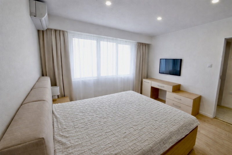 Продава 2-СТАЕН, гр. Пловдив, Кючук Париж, снимка 2 - Апартаменти - 53288590