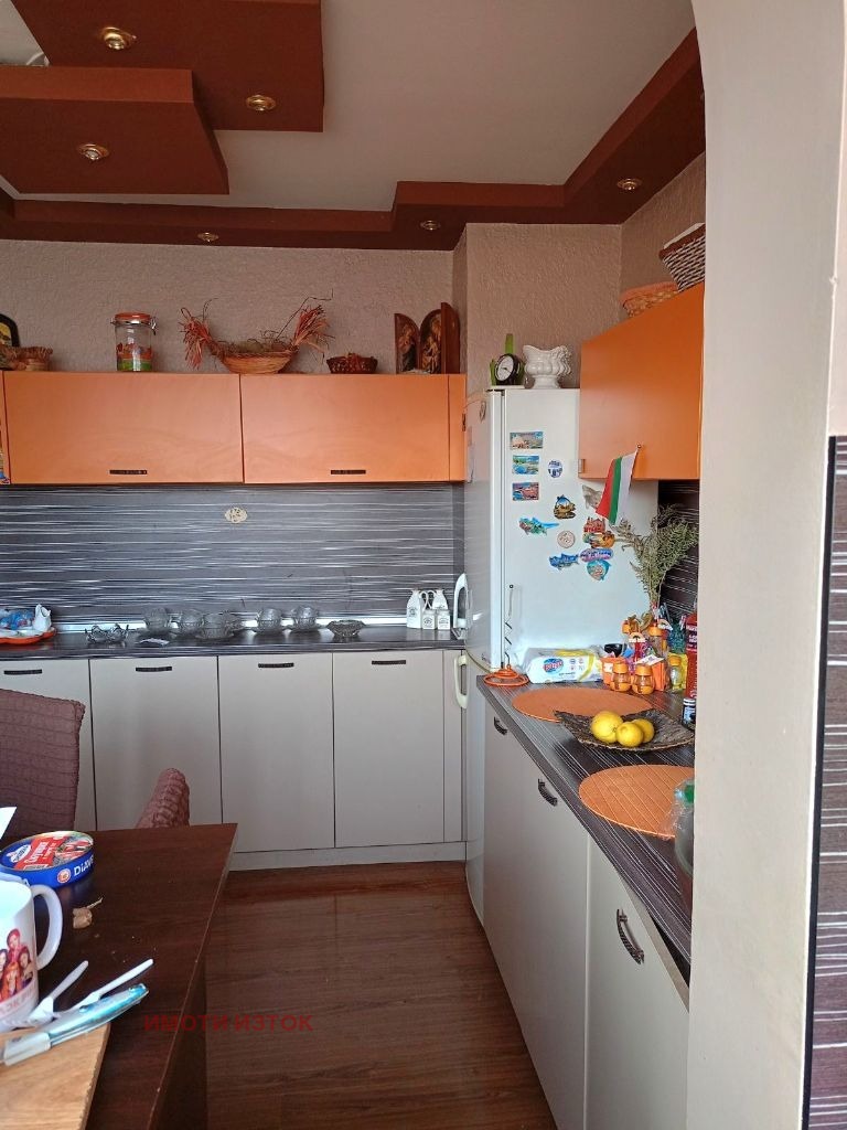 Na sprzedaż  2 sypialnie Pernik , Iztok , 87 mkw | 31899573 - obraz [9]