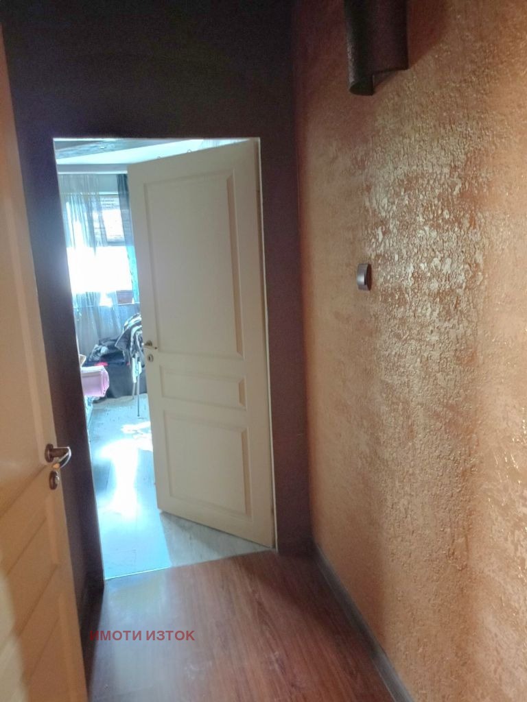 Na sprzedaż  2 sypialnie Pernik , Iztok , 87 mkw | 31899573 - obraz [10]