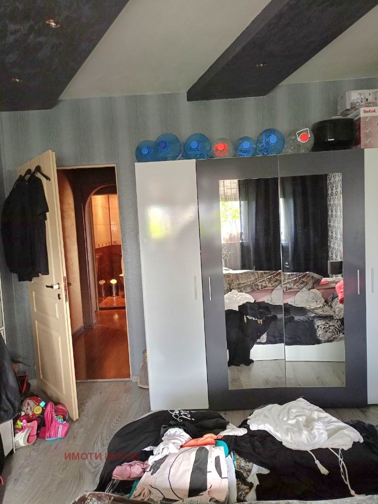 Na sprzedaż  2 sypialnie Pernik , Iztok , 87 mkw | 31899573 - obraz [14]