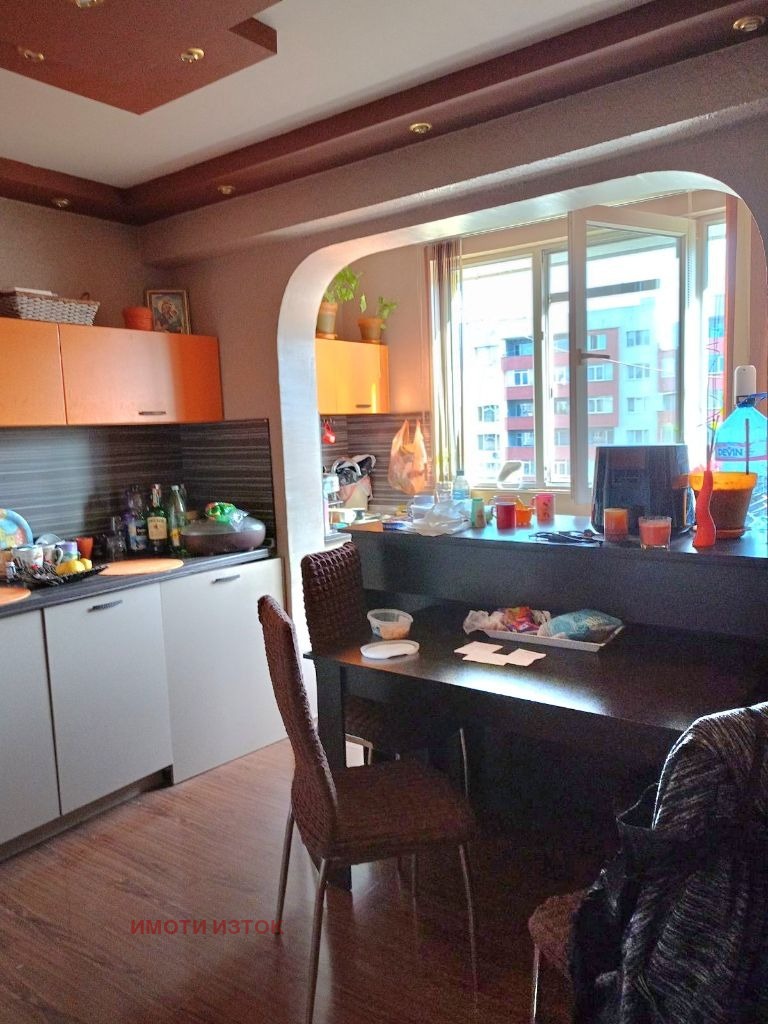Na sprzedaż  2 sypialnie Pernik , Iztok , 87 mkw | 31899573 - obraz [6]