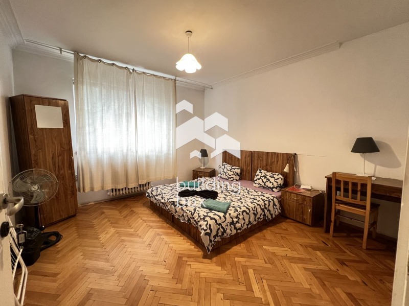 Продава 3-СТАЕН, гр. София, Център, снимка 4 - Апартаменти - 53020453