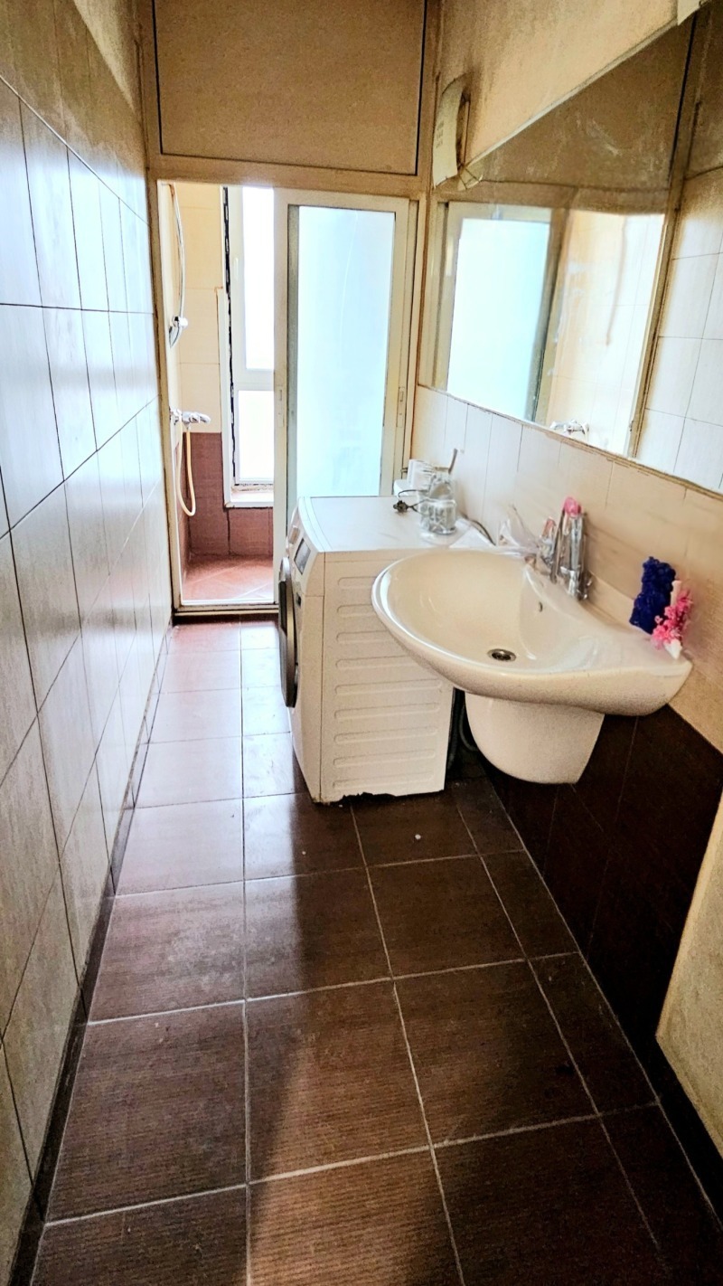 Продава 3-СТАЕН, гр. София, Оборище, снимка 12 - Апартаменти - 55128570