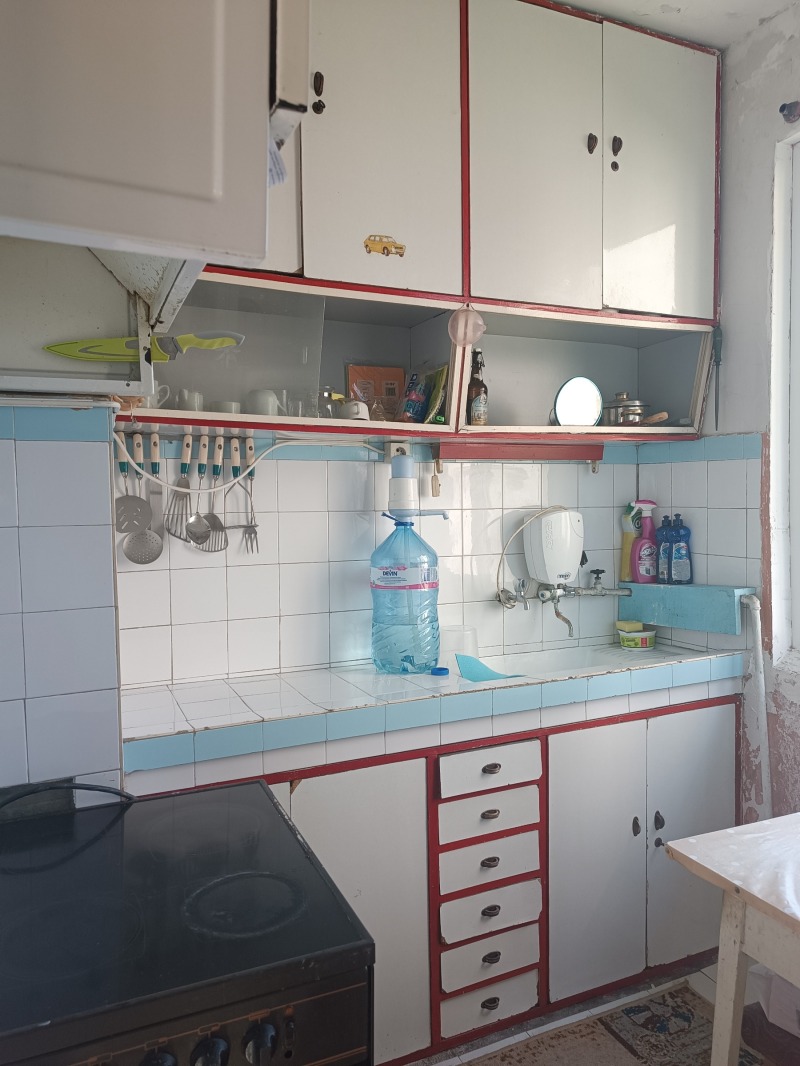 Продава  Етаж от къща град Кюстендил , Ильо войвода , 101 кв.м | 20770878 - изображение [10]