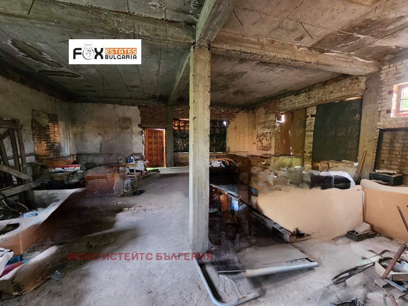 Na sprzedaż  Budynek przemysłowy region Płowdiw , Brestowica , 378 mkw | 27256044 - obraz [3]