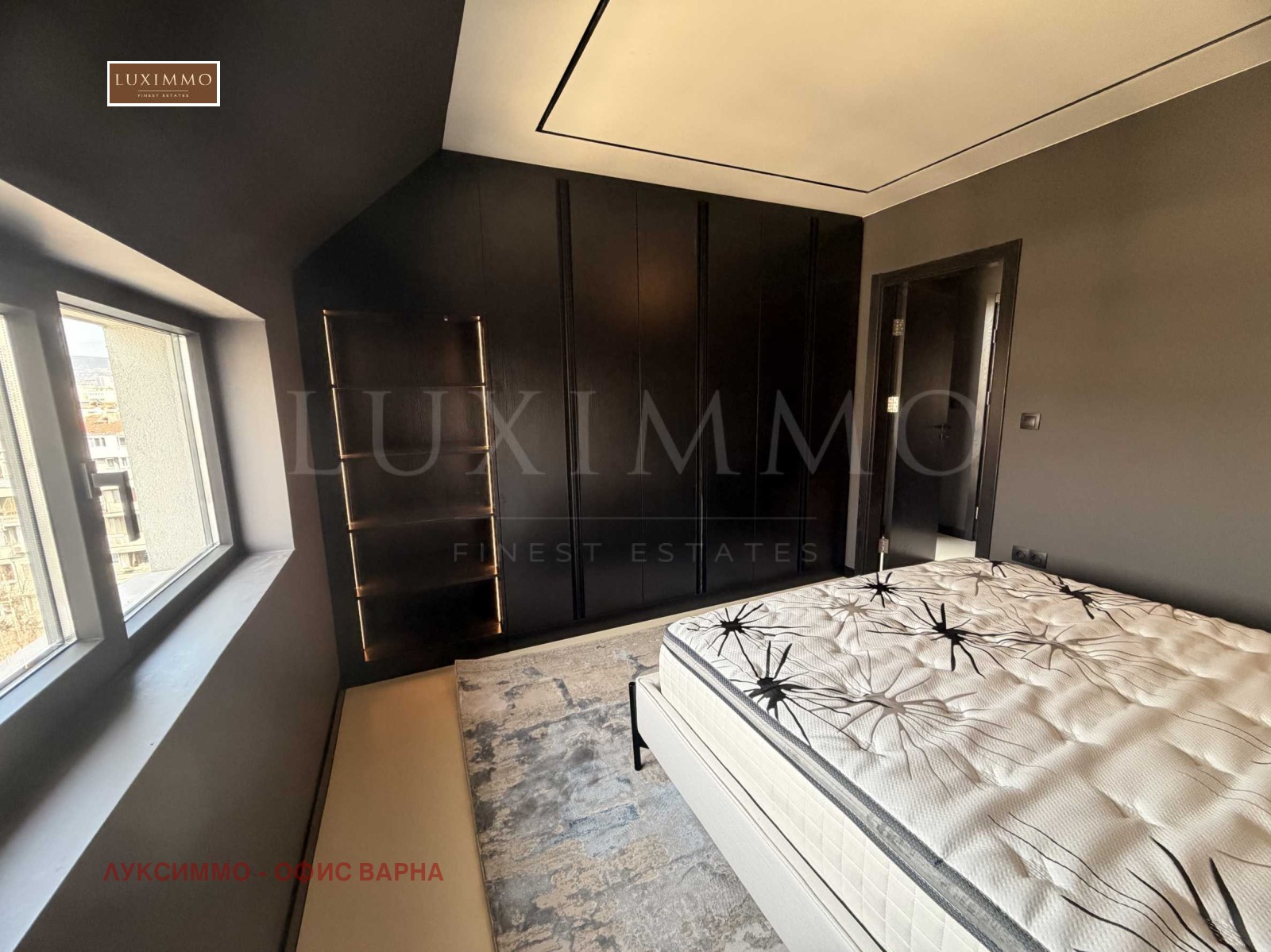 Продава 2-СТАЕН, гр. Варна, Център, снимка 6 - Апартаменти - 54229000