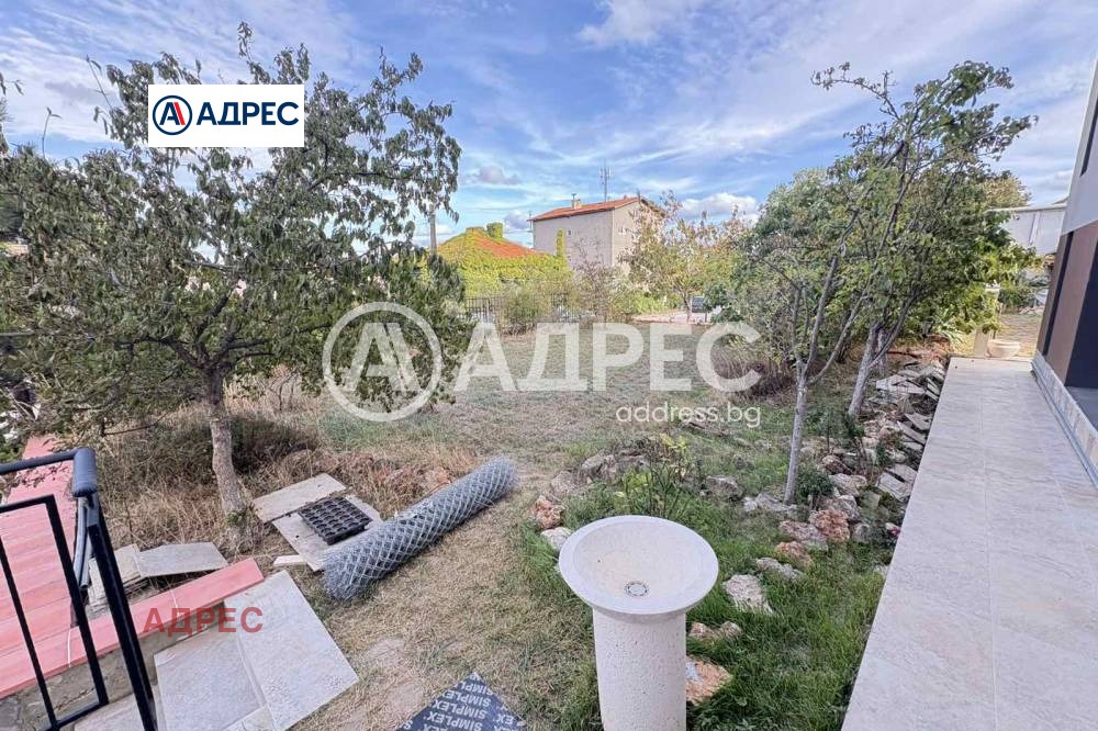 Продава МНОГОСТАЕН, гр. Варна, Галата, снимка 12 - Апартаменти - 54075952