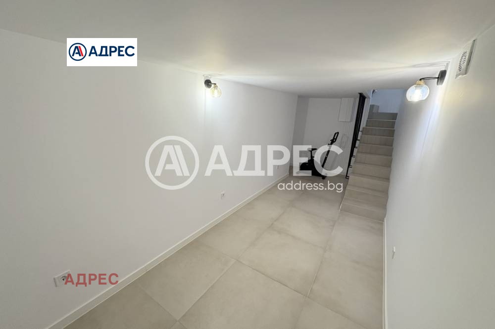 Продава МНОГОСТАЕН, гр. Варна, Галата, снимка 10 - Апартаменти - 54075952