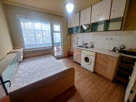 2 dormitoare Troșevo, Varna