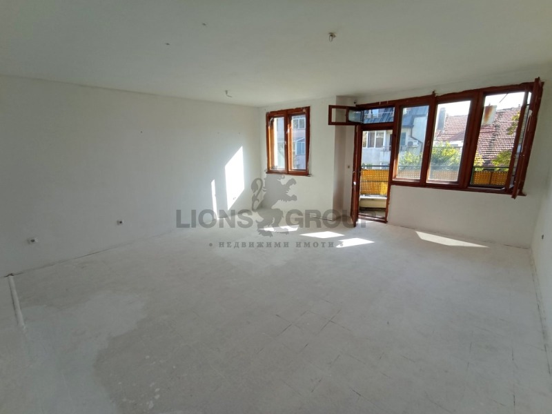 À venda  1 quarto Varna , Centar , 70 m² | 83402127 - imagem [2]