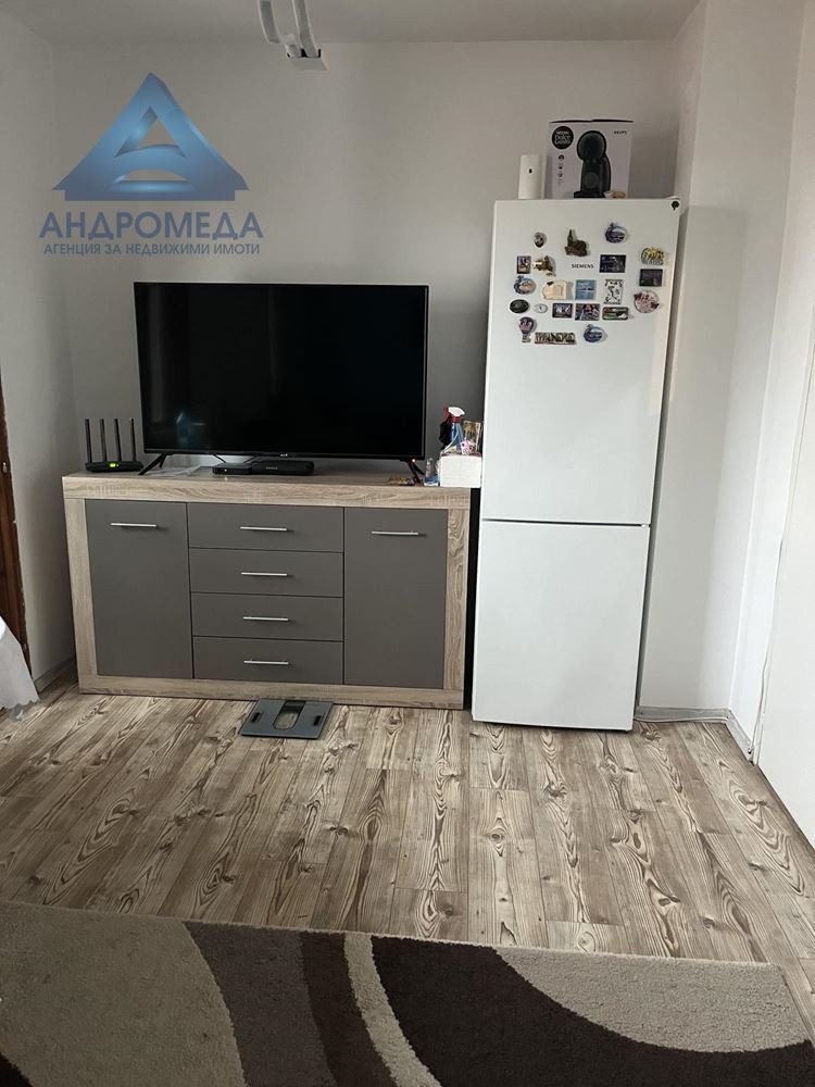 Продава 2-СТАЕН, гр. Плевен, Широк център, снимка 3 - Апартаменти - 52361161