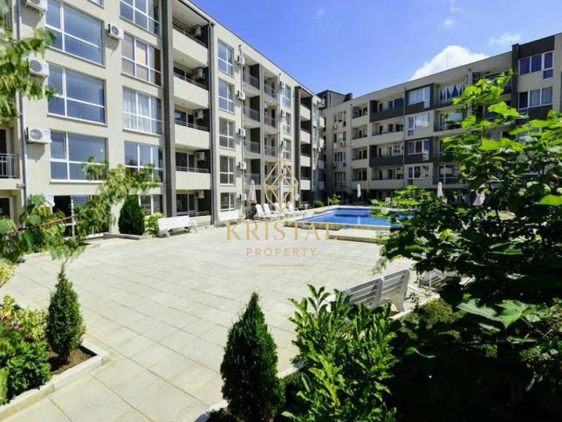 Продава 2-СТАЕН, област Бургас, гр. Свети Влас • 82500 € / 161355.98 лв. • 56765178 1