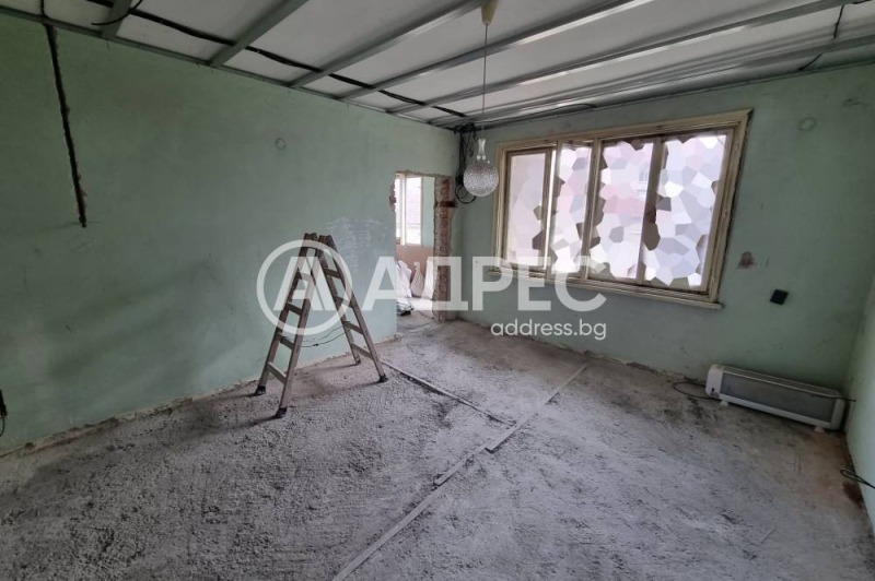 Продава 3-СТАЕН, гр. Ямбол, Център