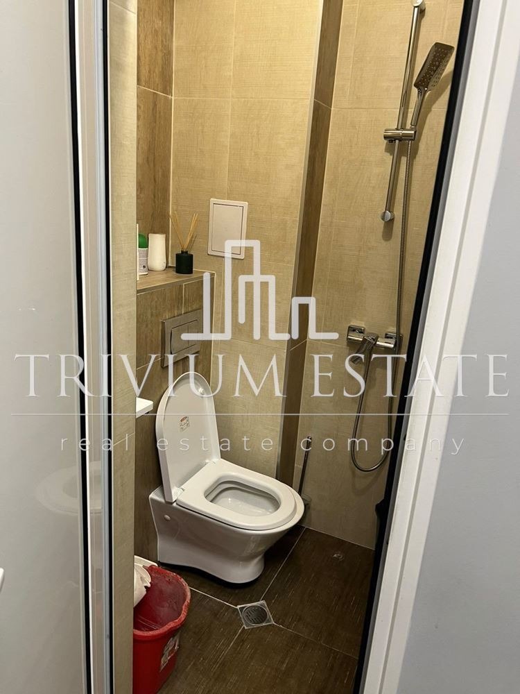 Продава ОФИС, гр. Пловдив, Младежки Хълм, снимка 6 - Офиси - 55348203
