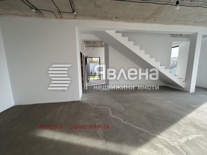 Продава КЪЩА, гр. Варна, м-т Ален мак, снимка 6 - Къщи - 48578505