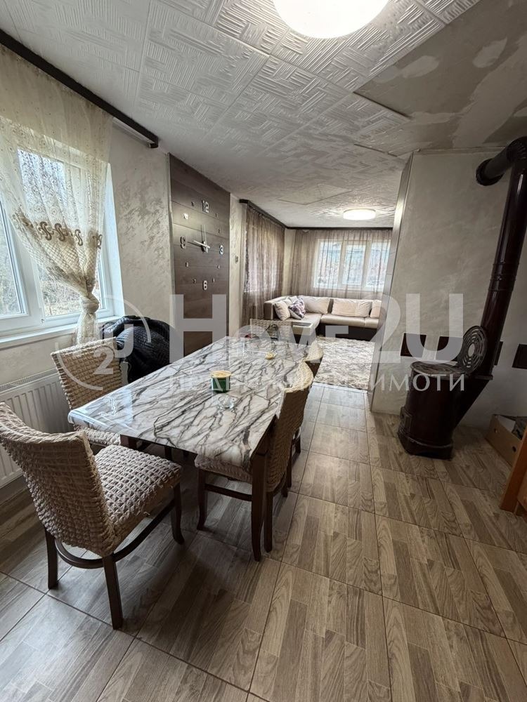 Продава КЪЩА, с. Ябланица, област София област, снимка 6 - Къщи - 53315352