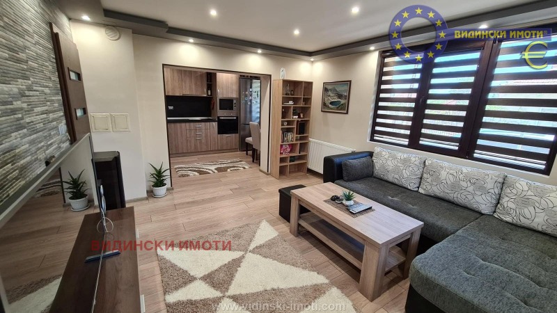 Продава КЪЩА, с. Слана бара, област Видин, снимка 5 - Къщи - 53518107