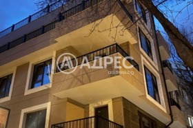 Продава  3-стаен, град София