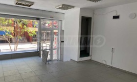 Shop Kolhozen pazar, Varna 1