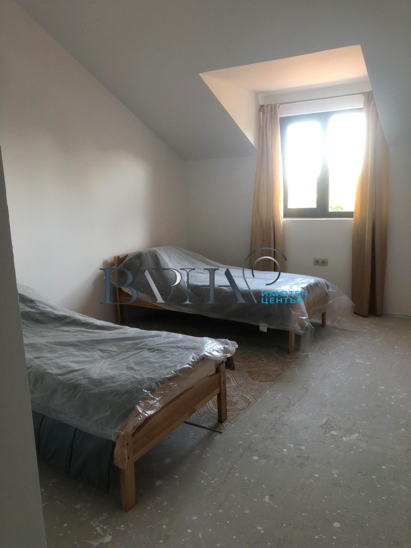 Продава КЪЩА, с. Изгрев, област Варна, снимка 9 - Къщи - 52624549