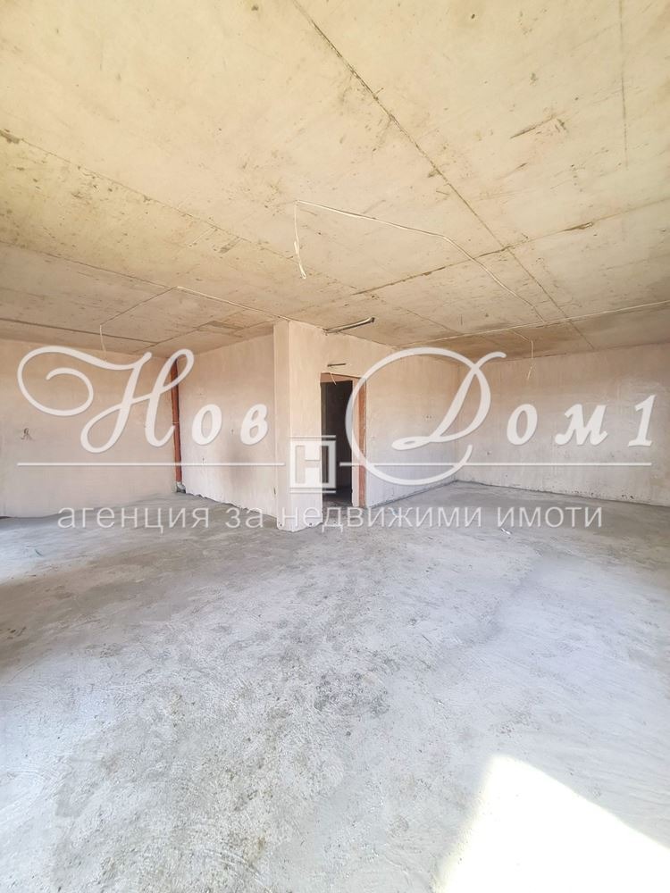 Продава КЪЩА, гр. Аксаково, област Варна