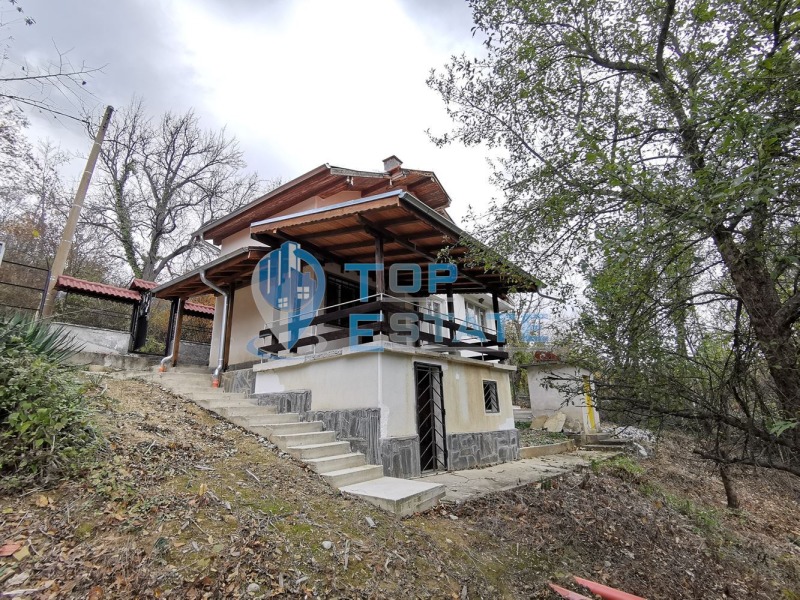 In vendita  Villa regione Veliko Tarnovo , Gabrovtsi , 150 mq | 41390051