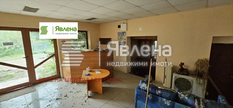 Продава ХОТЕЛ, с. Камен бряг, област Добрич, снимка 5 - Хотели - 54743551