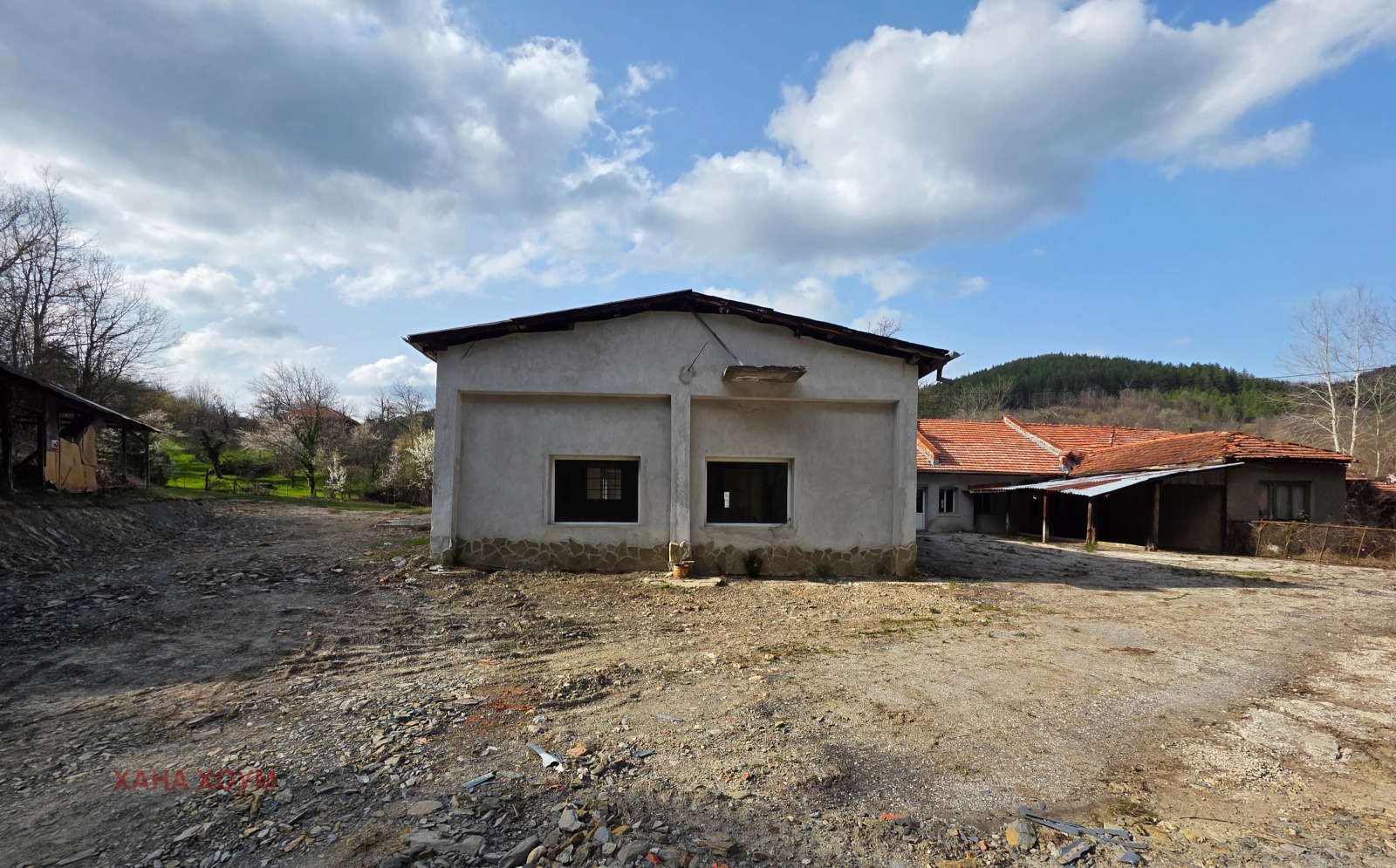 Продава ХОТЕЛ, с. Терзийско, област Ловеч