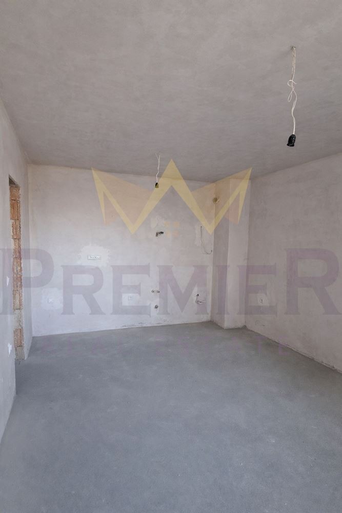 Продава 2-СТАЕН, гр. Варна, Център, снимка 2 - Апартаменти - 54217060