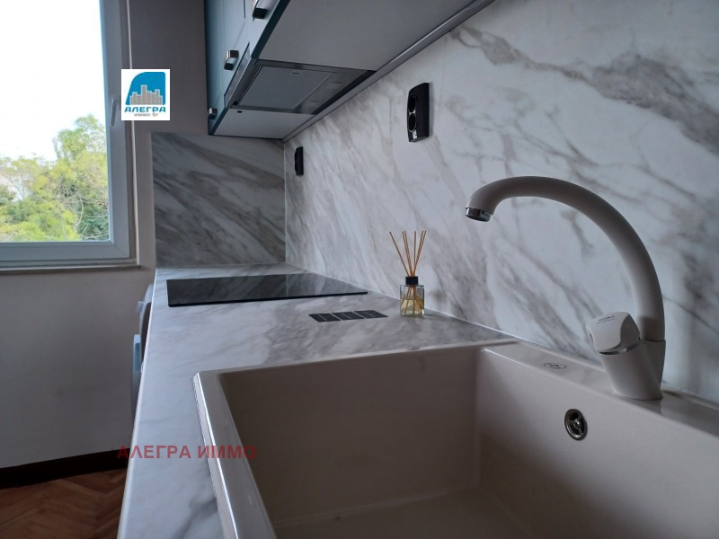 For Sale  2 bedroom Plovdiv , Vastanicheski , 51 sq.m | 96671047 - image [2]