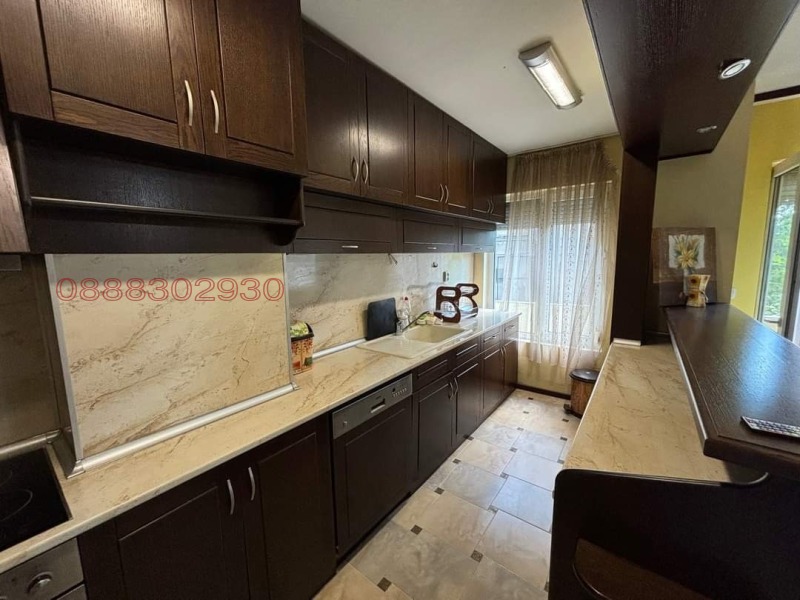 Продава  3-стаен град Хасково , Център , 126 кв.м | 34149925 - изображение [6]