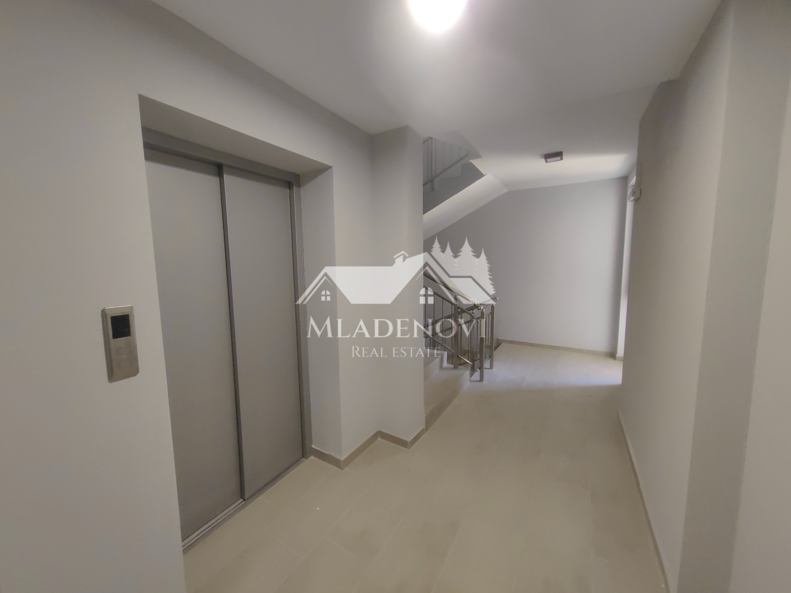 Продава 1-СТАЕН, гр. Бургас, област Бургас, снимка 7 - Апартаменти - 53683761