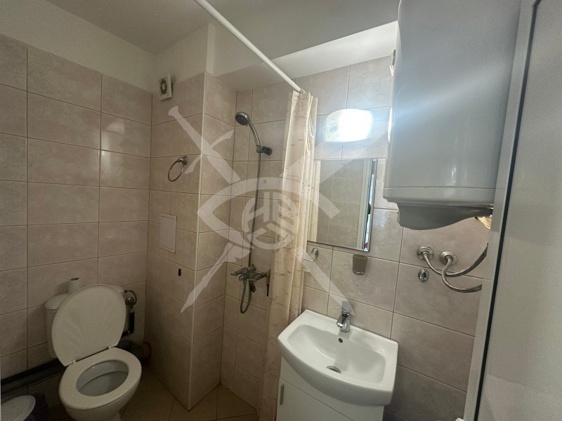 Продава 1-СТАЕН, гр. Бургас, Лазур, снимка 4 - Апартаменти - 52646989