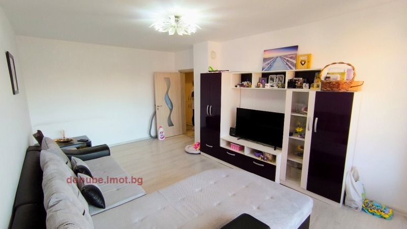 En venta  1 dormitorio Ruse , Vazrazhdane , 62 metros cuadrados | 19380822 - imagen [5]