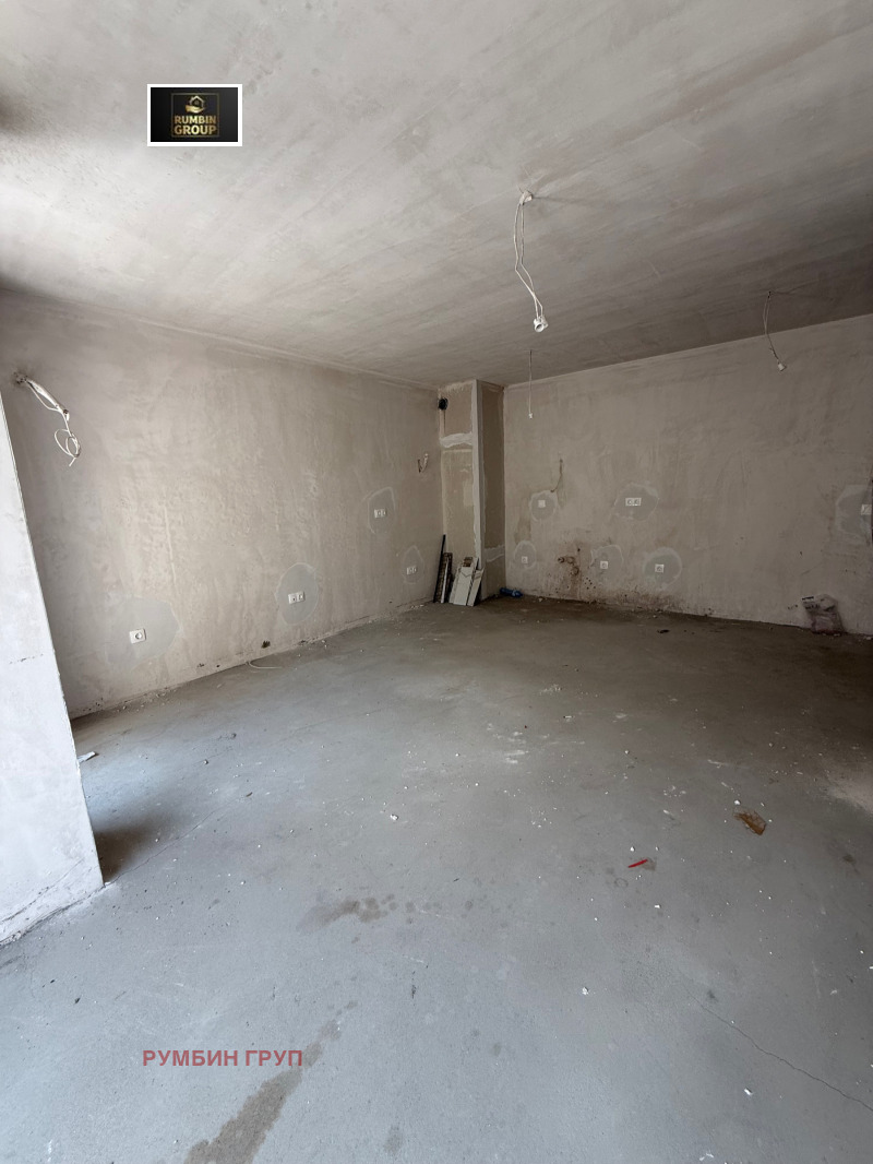 In vendita  1 camera da letto Sofia , Liulin 4 , 61 mq | 83965561