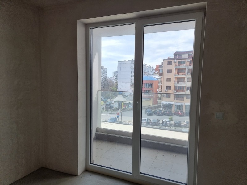 Продава 3-СТАЕН, гр. Варна, Възраждане 1, снимка 2 - Апартаменти - 53070111