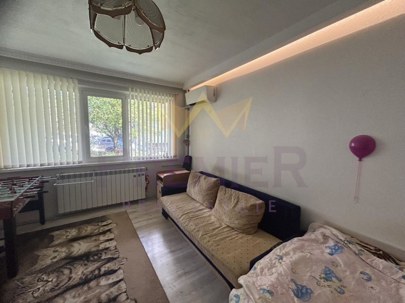 Te koop  3 slaapkamers Varna , Vazrazjdane 1 , 96 m² | 93557056