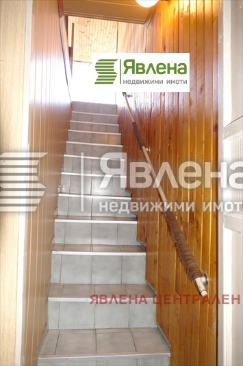 Продава КЪЩА, с. Извор, област София област, снимка 14 - Къщи - 49069275