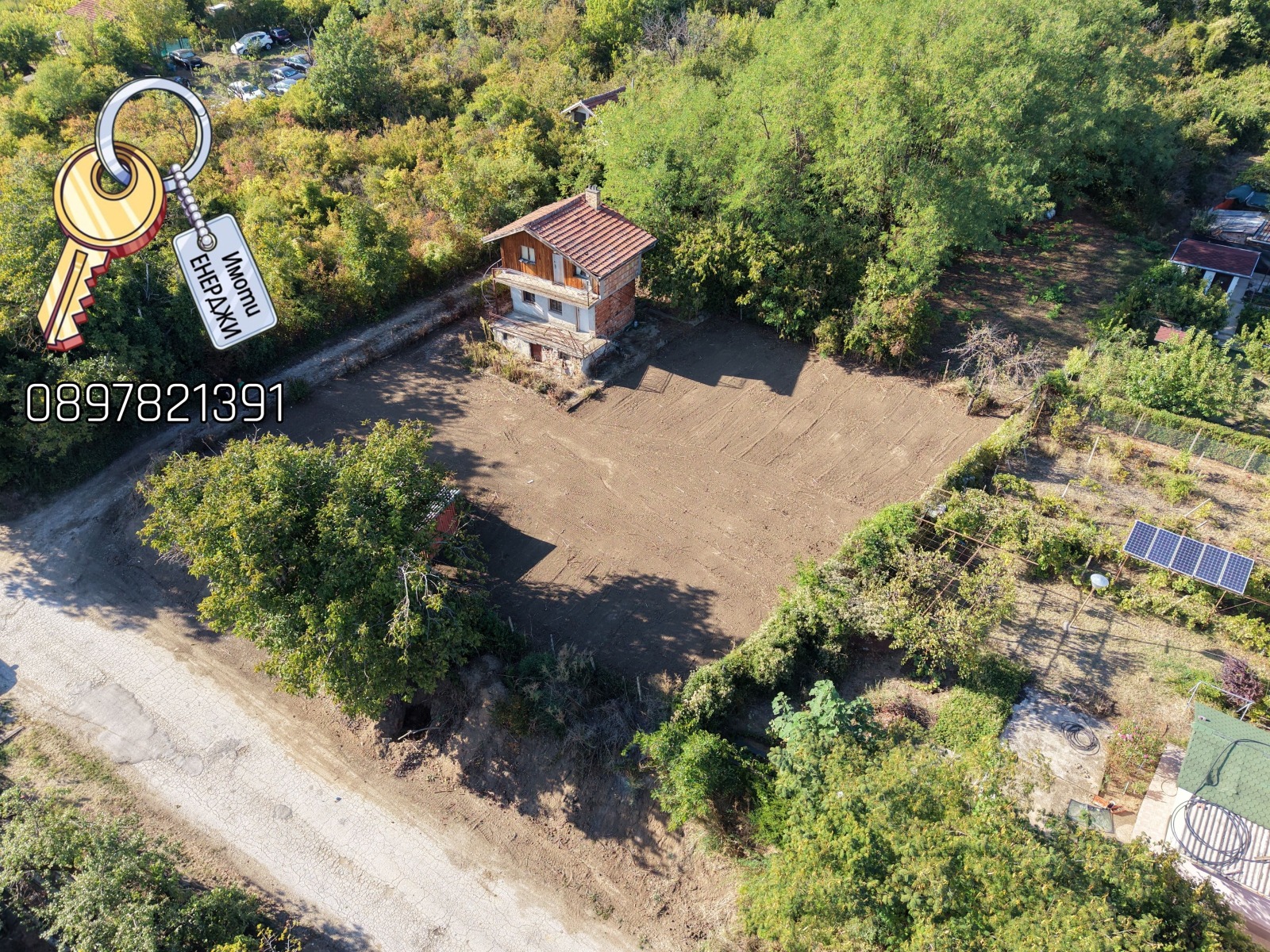 Продава ВИЛА, гр. Плевен, м-т Стражата, снимка 2 - Вили - 54684628