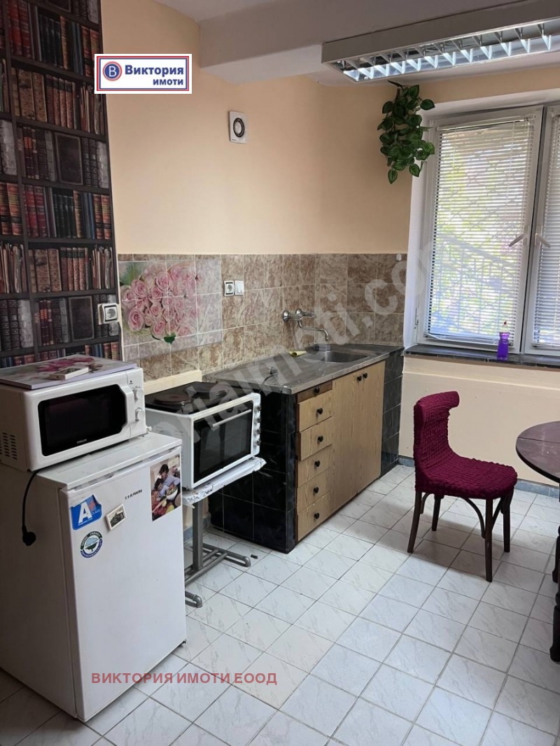 Продава 2-СТАЕН, гр. Велико Търново, Център, снимка 4 - Апартаменти - 52685846