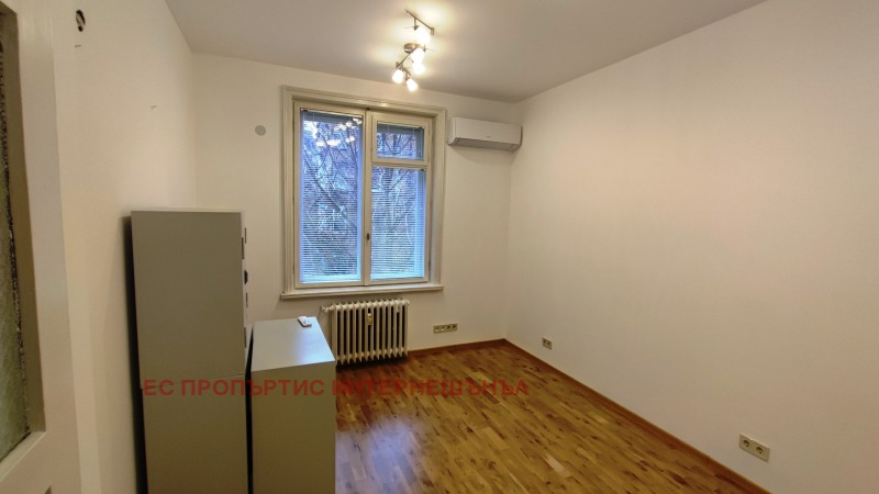 Na prodej  2 ložnice Sofia , Centar , 96 m2 | 44741693 - obraz [4]