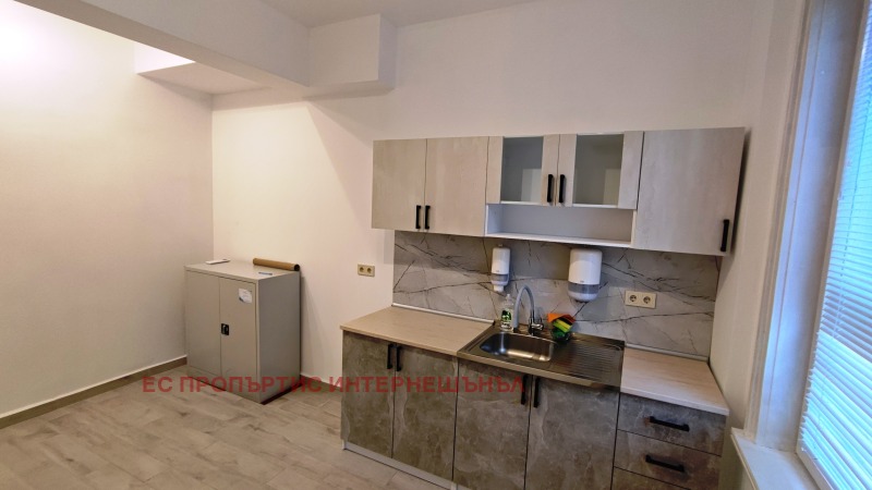 Na prodej  2 ložnice Sofia , Centar , 96 m2 | 44741693 - obraz [3]