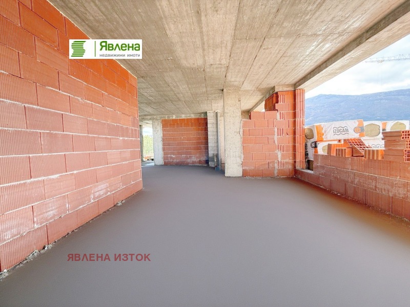 Продава 4-СТАЕН, гр. София, Хладилника