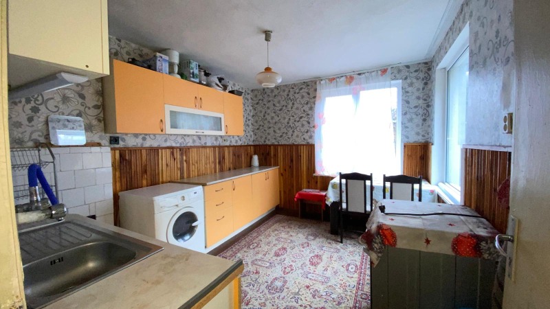 Продава КЪЩА, с. Чурек, област София област, снимка 5 - Къщи - 49309823