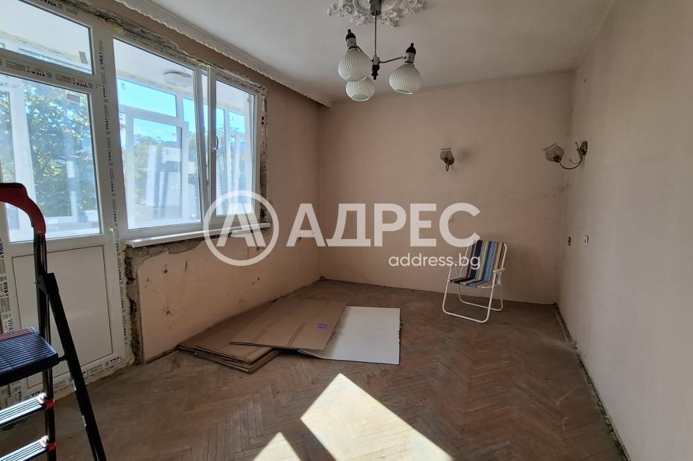 Продава 4-СТАЕН, гр. Севлиево, област Габрово