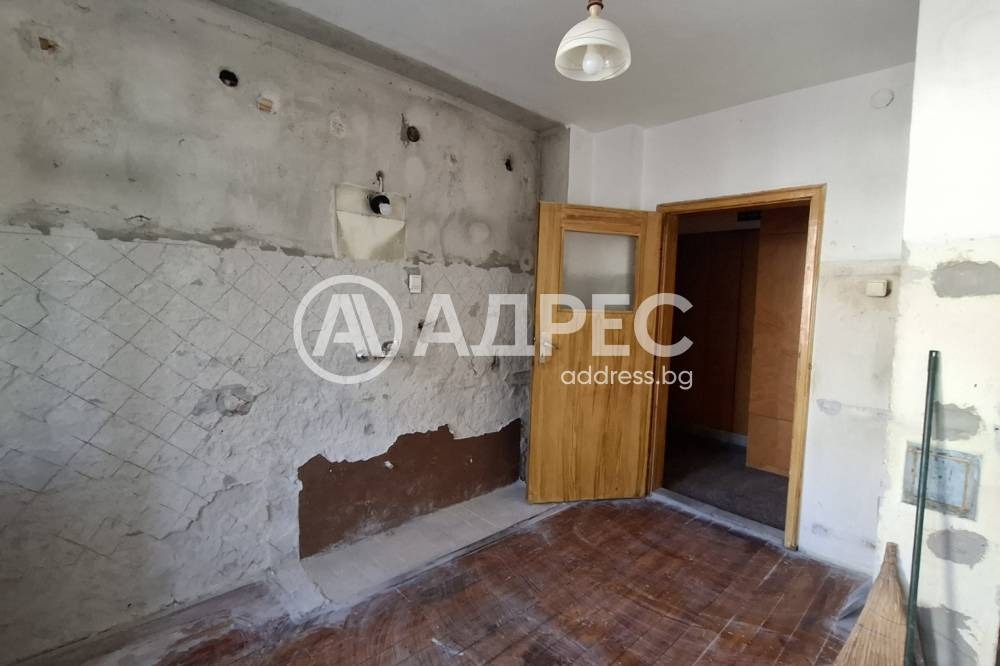 Продава 4-СТАЕН, гр. Севлиево, област Габрово, снимка 8 - Апартаменти - 55653046