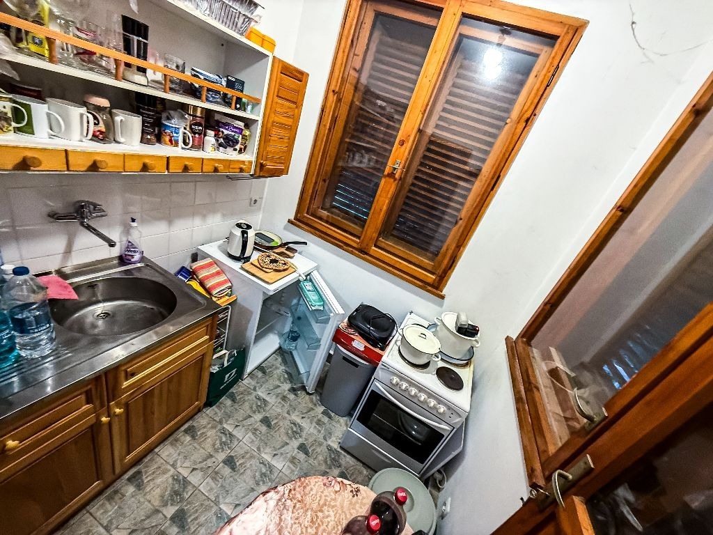 Продава КЪЩА, с. Големо Бучино, област Перник, снимка 9 - Къщи - 56139281